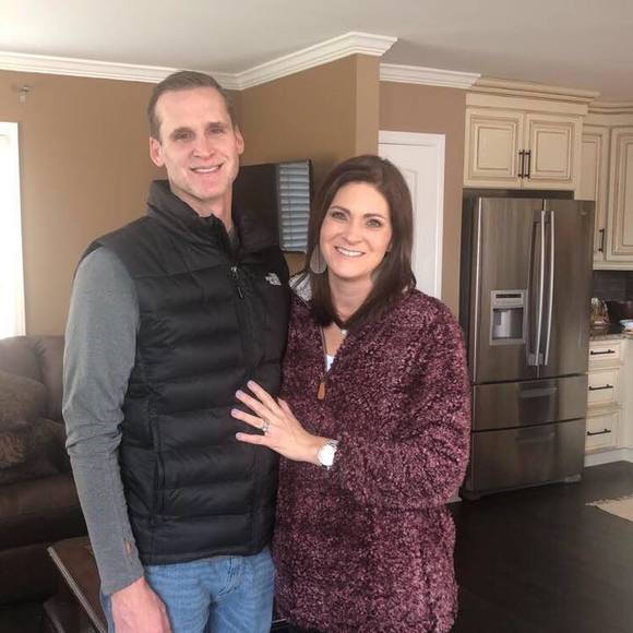 Meet your Posher, Rachel - Picture 1 of 1